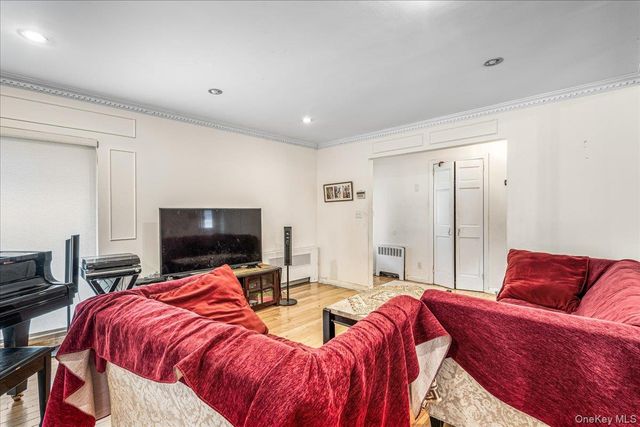 8543 211th Street, Hollis Hills, NY 11427