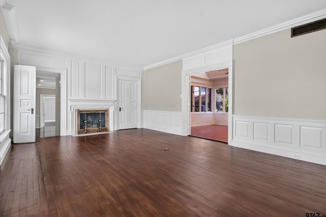 318 W 5th st., Tyler, TX 75701