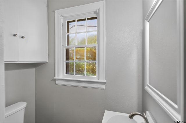 318 W 5th st., Tyler, TX 75701