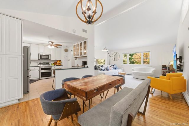 45 Lakeview Avenue W, Cortlandt Manor, NY 10567