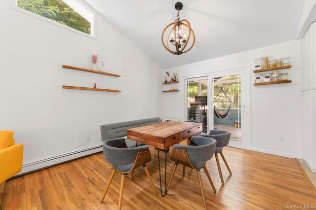 45 Lakeview Avenue W, Cortlandt Manor, NY 10567