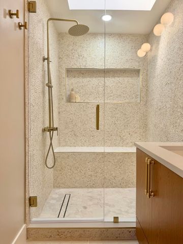 14 SE Paddock Circle, Jupiter, FL 33469