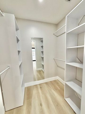 14 SE Paddock Circle, Jupiter, FL 33469