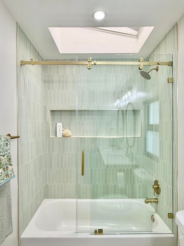 14 SE Paddock Circle, Jupiter, FL 33469