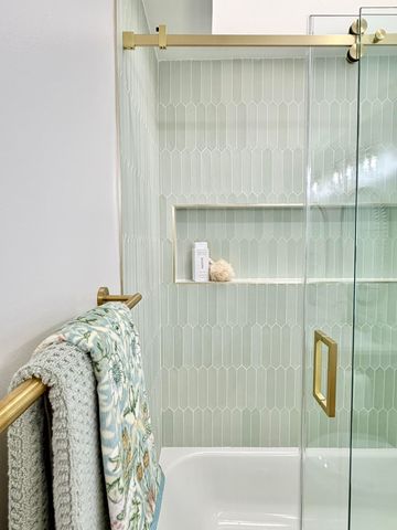 14 SE Paddock Circle, Jupiter, FL 33469