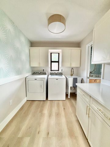 14 SE Paddock Circle, Jupiter, FL 33469