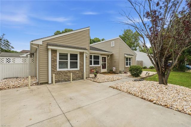 1359 Cypress PL, Chesapeake, VA 23320