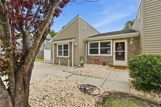1359 Cypress PL, Chesapeake, VA 23320