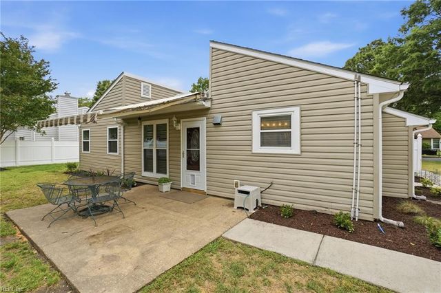 1359 Cypress PL, Chesapeake, VA 23320