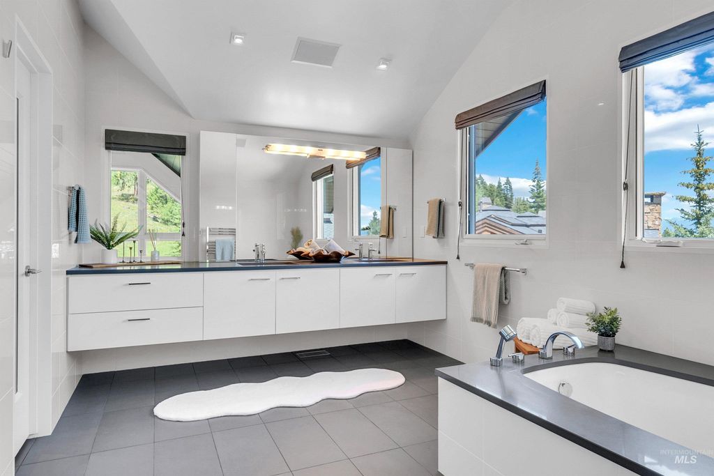 433 Sugarloaf Place, Donnelly, ID 83615 photo 27