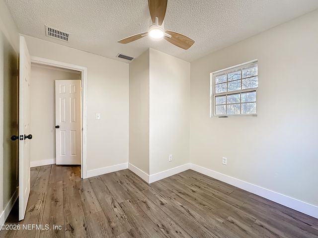 141 PARIS Street, Interlachen, FL 32148