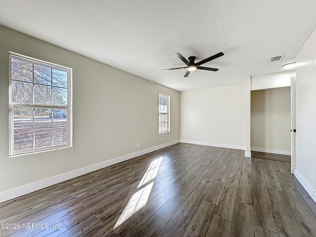 141 PARIS Street, Interlachen, FL 32148