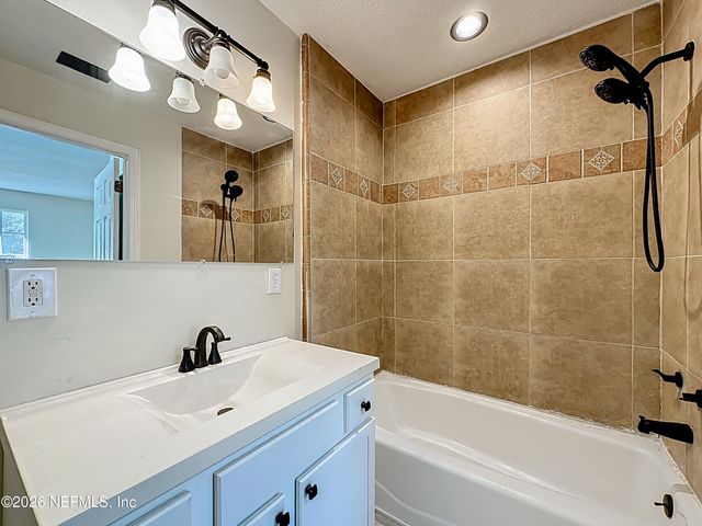 141 PARIS Street, Interlachen, FL 32148