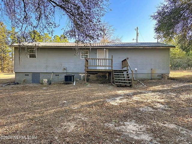 141 PARIS Street, Interlachen, FL 32148