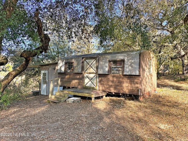 141 PARIS Street, Interlachen, FL 32148