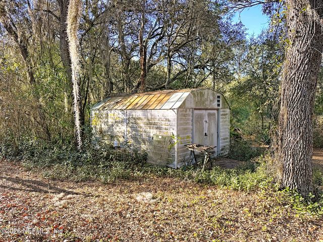 141 PARIS Street, Interlachen, FL 32148