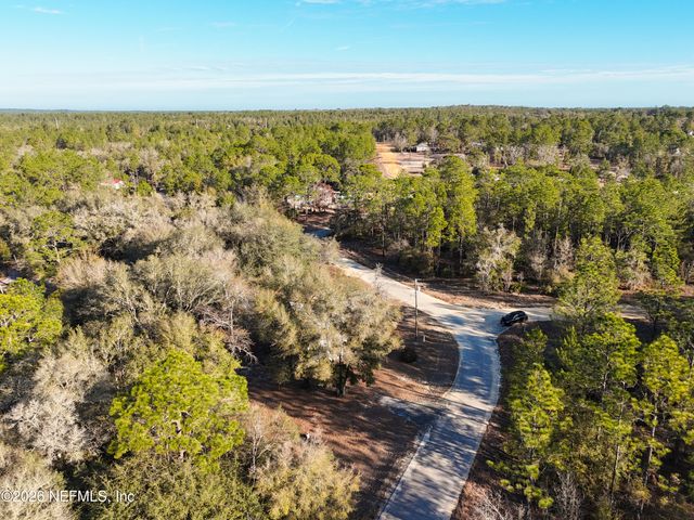 141 PARIS Street, Interlachen, FL 32148