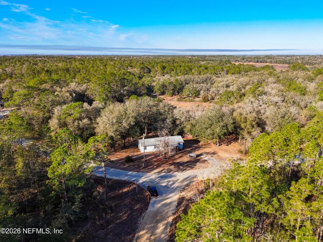 141 PARIS Street, Interlachen, FL 32148