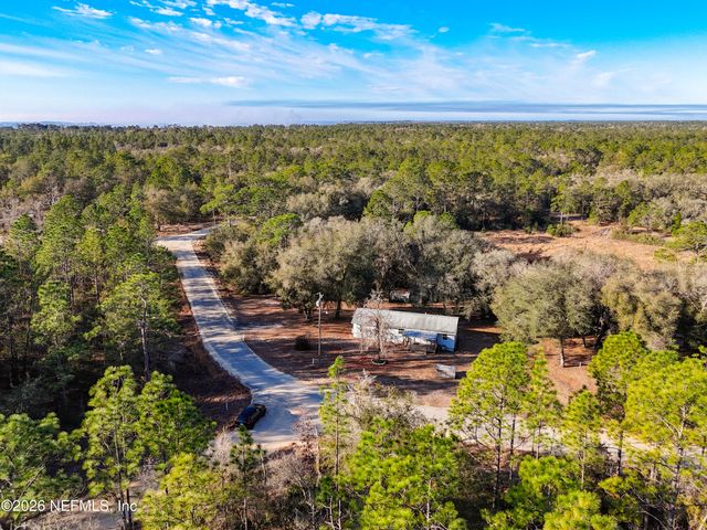 141 PARIS Street, Interlachen, FL 32148