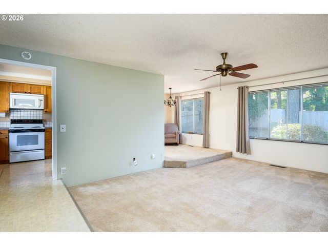 14429 Se HILLGROVE Ct, Milwaukie, OR 97267