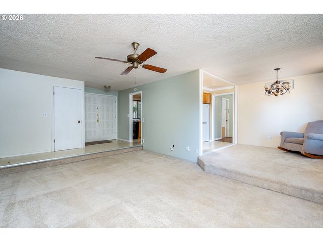 14429 Se HILLGROVE Ct, Milwaukie, OR 97267