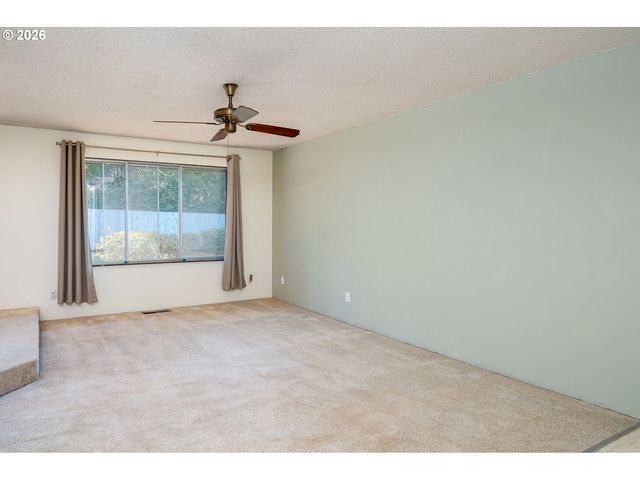 14429 Se HILLGROVE Ct, Milwaukie, OR 97267