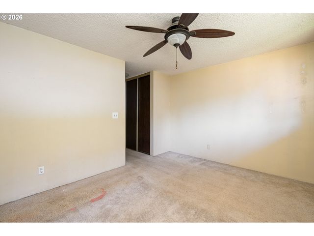 14429 Se HILLGROVE Ct, Milwaukie, OR 97267