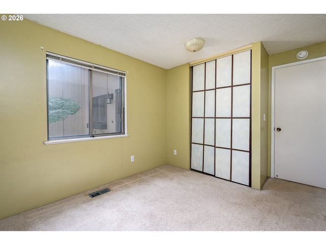 14429 Se HILLGROVE Ct, Milwaukie, OR 97267