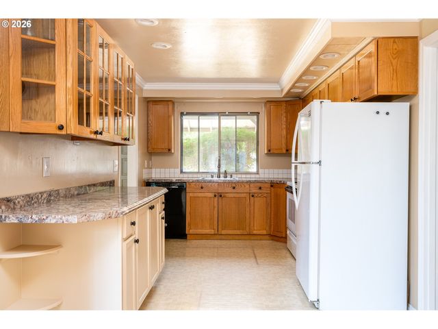 14429 Se HILLGROVE Ct, Milwaukie, OR 97267