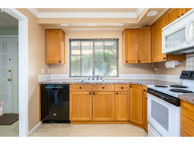 14429 Se HILLGROVE Ct, Milwaukie, OR 97267