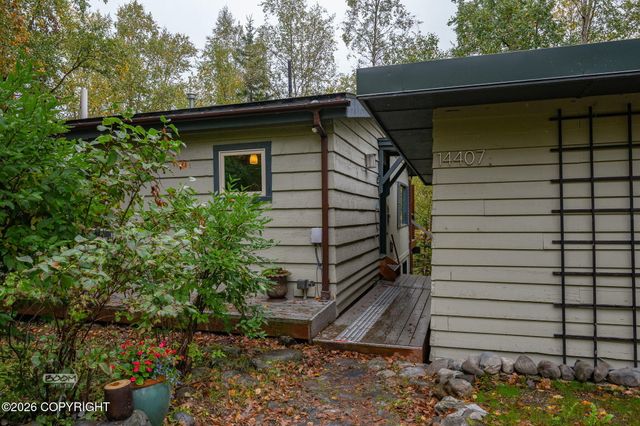 14407 W Lake Ridge Drive, Eagle River, AK 99577