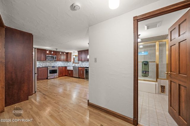 14407 W Lake Ridge Drive, Eagle River, AK 99577