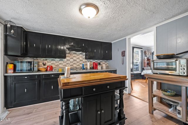 528 Red Marshall Road, Pelham, NC 27311
