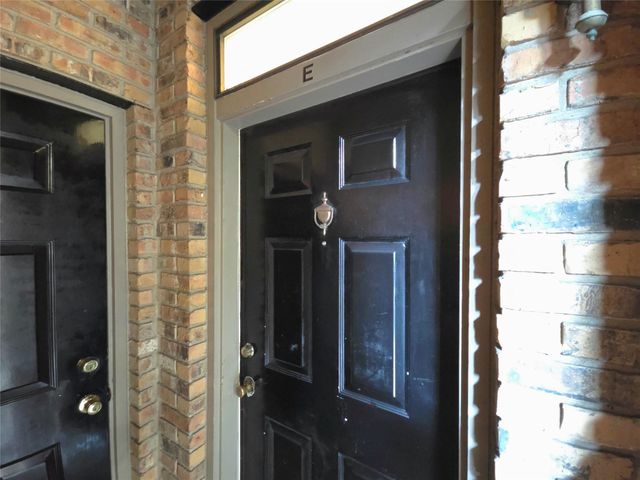 505 W 18th ST E, Austin, TX 78701