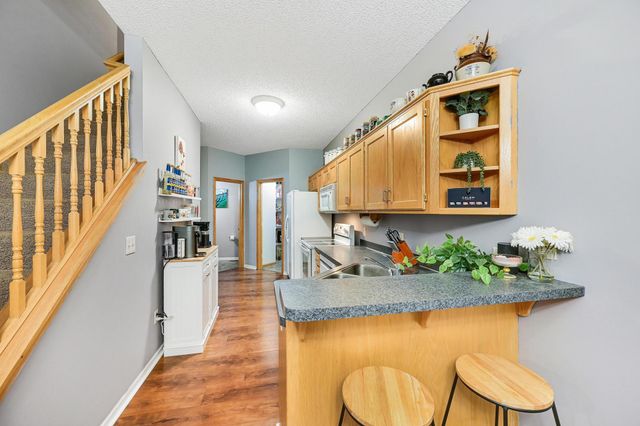 5435 144th Way NW 14, Anoka, MN 55303