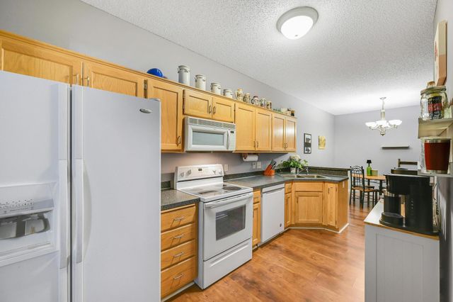 5435 144th Way NW 14, Anoka, MN 55303