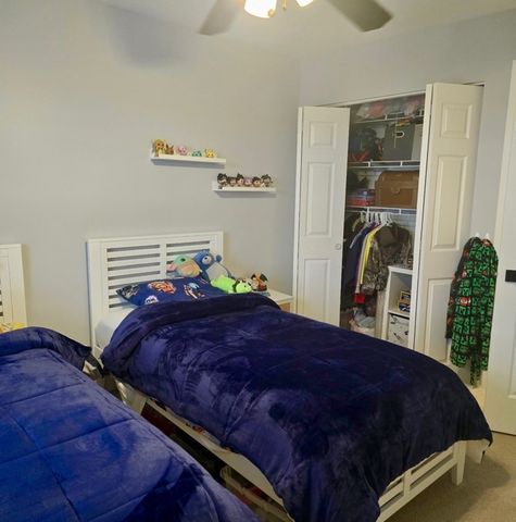 571 Springbrook Trail N 571, Oswego, IL 60543