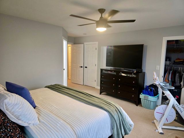 571 Springbrook Trail N 571, Oswego, IL 60543