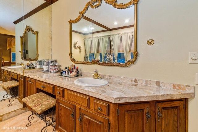 2234 W Glenlord Road, Stevensville, MI 49127