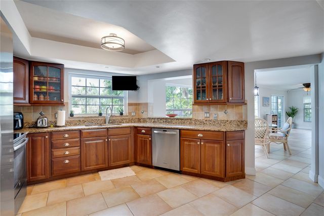 301 PALM DRIVE, Largo, FL 33770