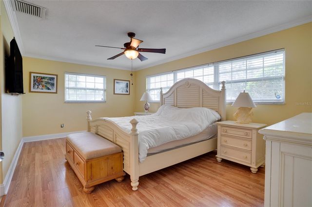 301 PALM DRIVE, Largo, FL 33770