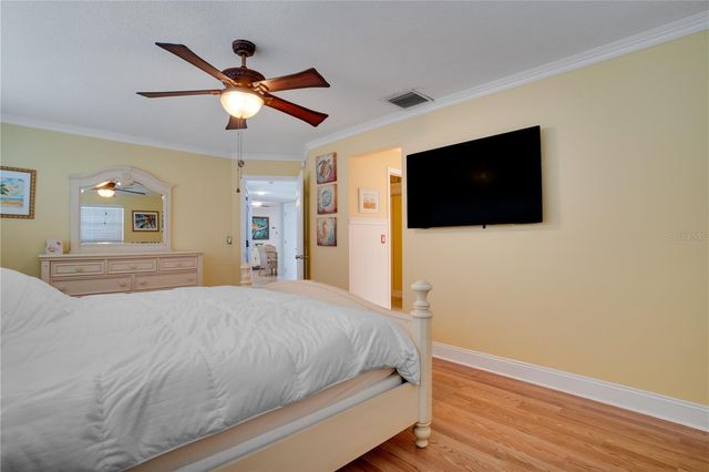 301 PALM DRIVE, Largo, FL 33770