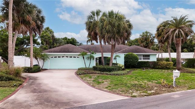 301 PALM DRIVE, Largo, FL 33770