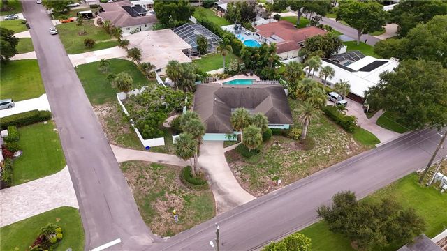 301 PALM DRIVE, Largo, FL 33770