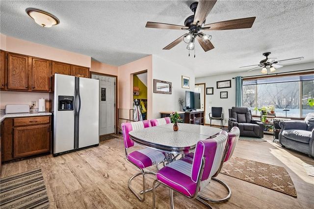 2202 Crestview Drive, Eau Claire, WI 54703