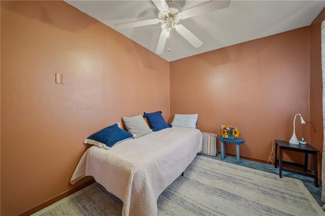 2202 Crestview Drive, Eau Claire, WI 54703