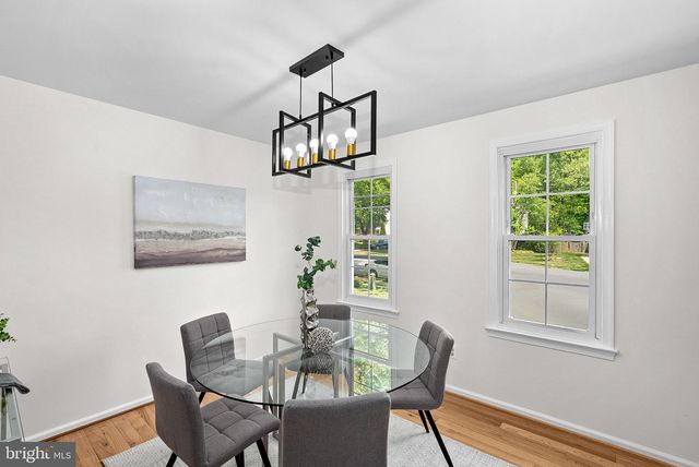 9361 TARTAN VIEW DR, Fairfax, VA 22032