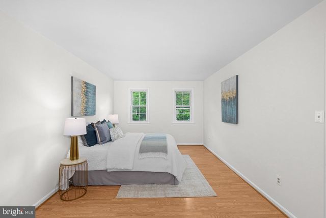 9361 TARTAN VIEW DR, Fairfax, VA 22032