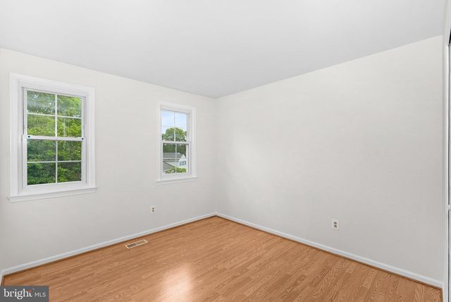 9361 TARTAN VIEW DR, Fairfax, VA 22032