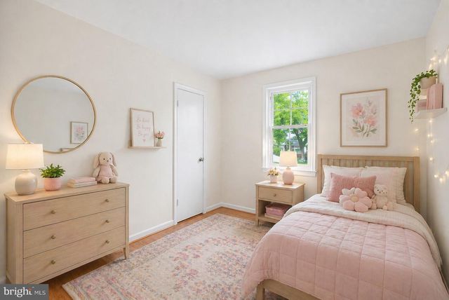 9361 TARTAN VIEW DR, Fairfax, VA 22032